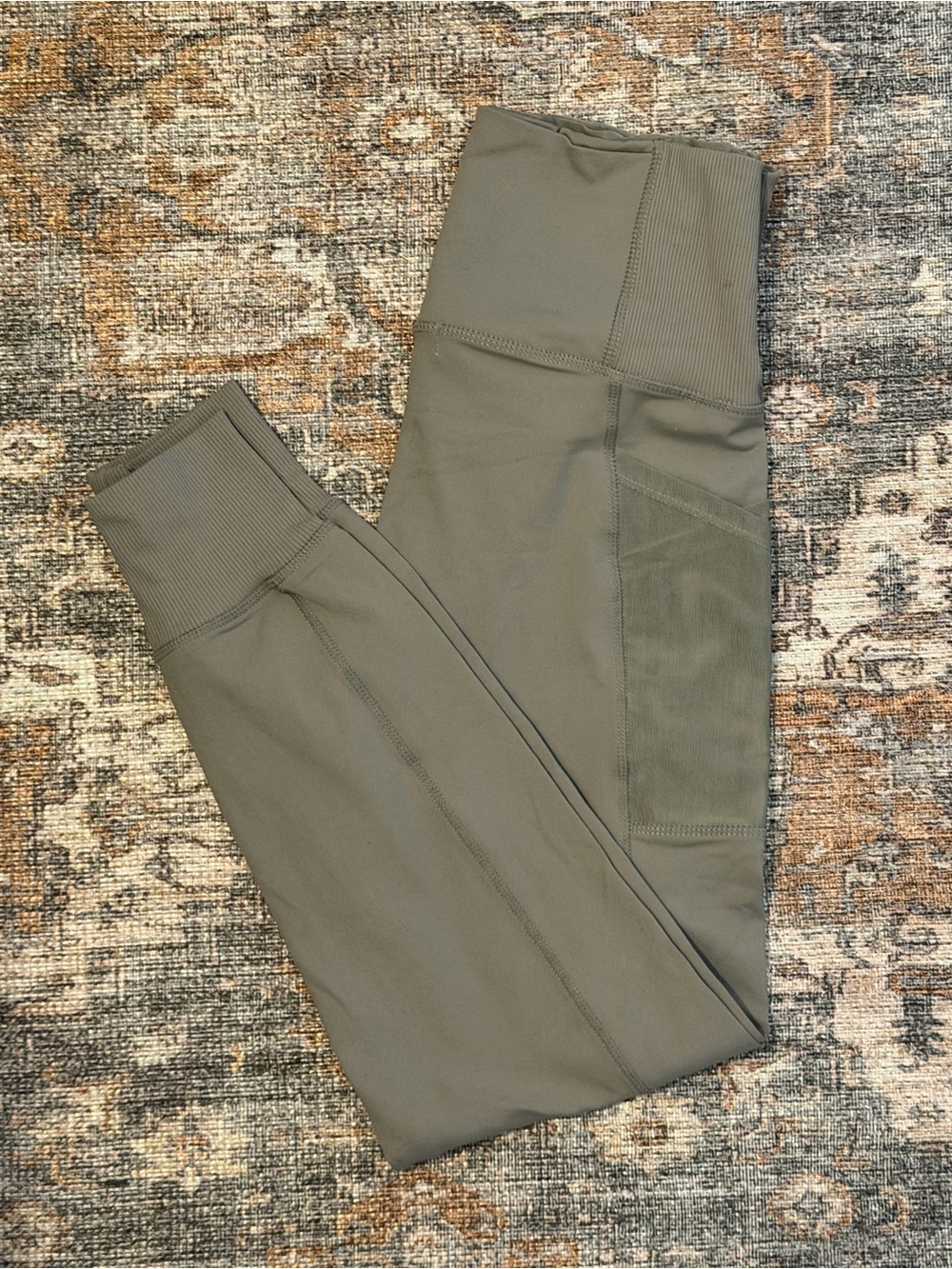 Carly Jean Los Angeles Large Olive Green High-Waist Leggings